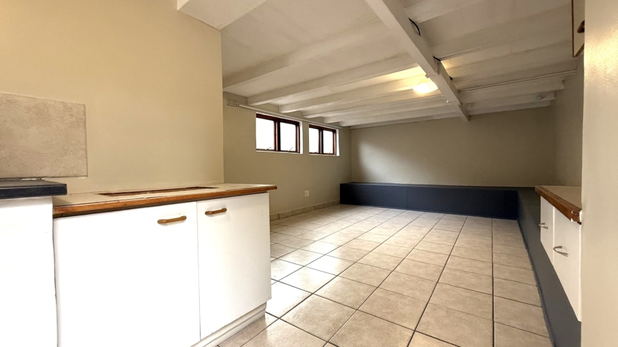To Let 4 Bedroom Property for Rent in Costa Sarda Western Cape